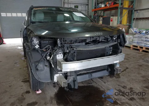 2019 Jeep Compass Limited 4X4 from USA, damaged, VIN 3C4NJDCB3KT639566